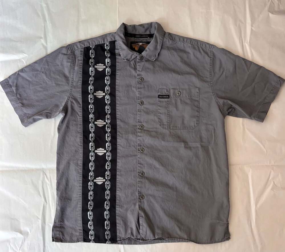 Harley-Davidson Men’s Gray Chain Link Logo Short Sleeve Button Down Shirt